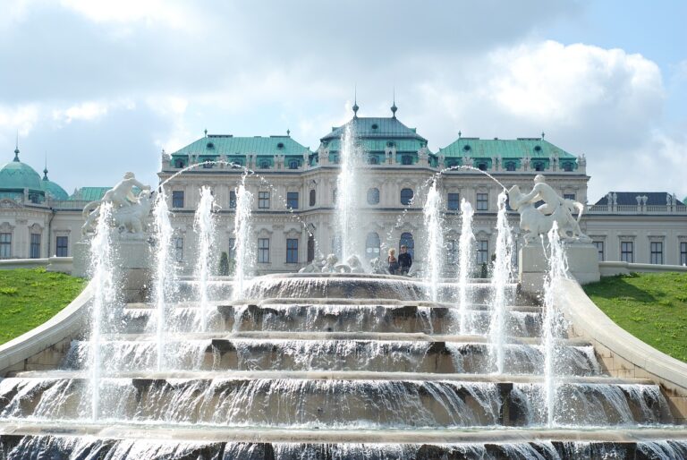 versailles, austria, the palace-1887301.jpg